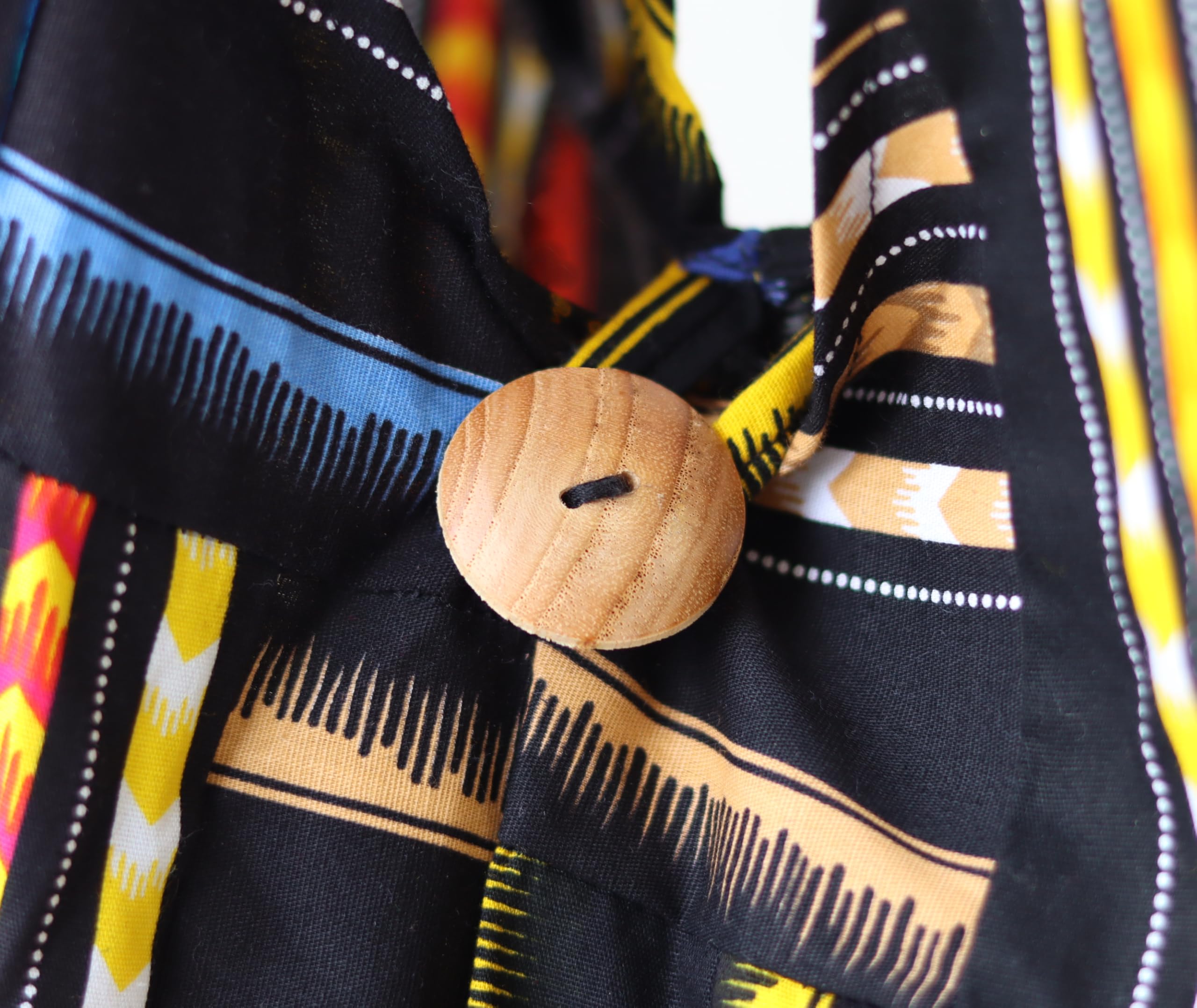 DA'IKI Afrikan Dashiki Cotton Quilted Patch Messenger Sling Shoulder Bag - Image 5